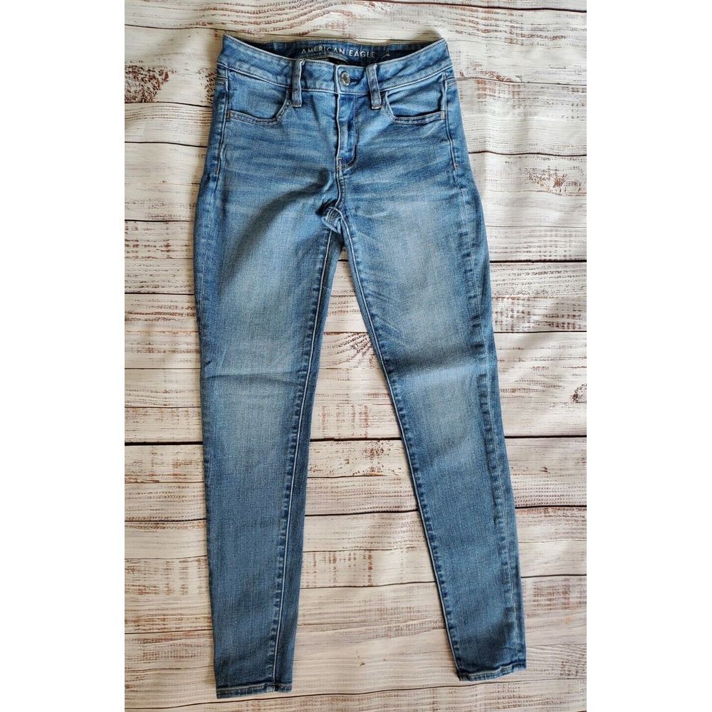 Sz 2 American Eagle Jeans Womens Light Wash Next Level Stretch Jegging